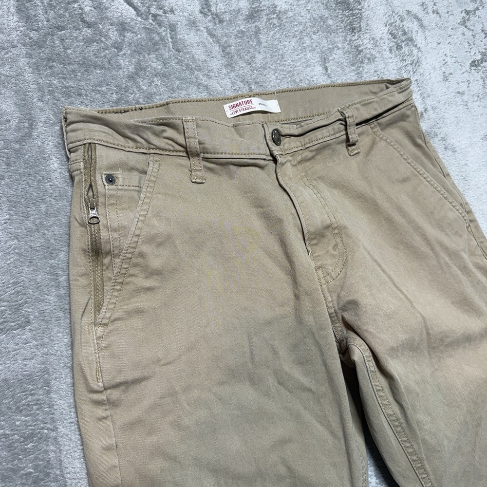 Levi's Signature Men's Athletic Fit Chino Pants W31 L30 Khaki Stretch Casual - Picture 4 of 11